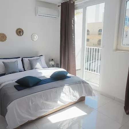 Exquisite 2 Bedroom With 2 Bathroom Apt, Best Area St Julians - 3 Mins Seafront