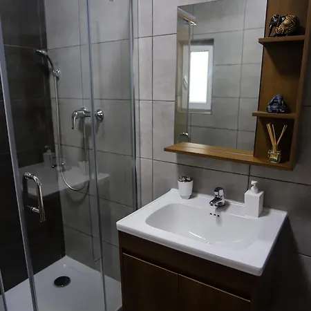 Apartment Exquisite 2 Bedroom With 2 Bathroom Apt, Best Area St Julians - 3 Mins Seafront San Ġiljan